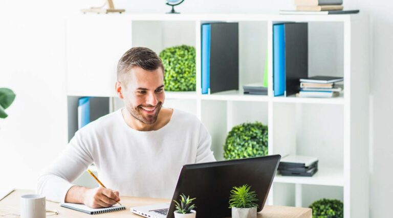 Bureau à distance - le télétravail en toute simplicité